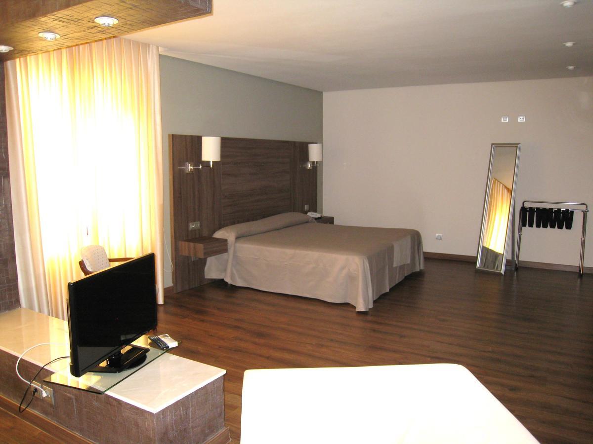 Hotel Balneario De Ledesma Vega de Tirados Zewnętrze zdjęcie